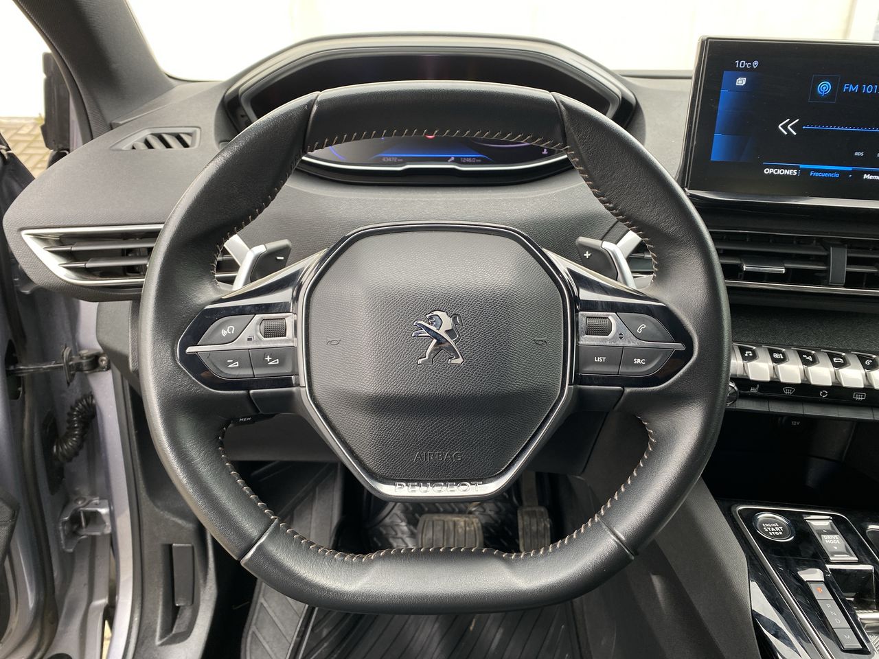 Peugeot 5008 — foto 27 de 37