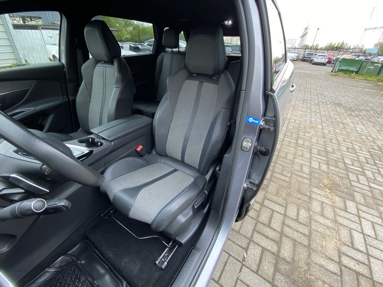 Peugeot 5008 — foto 26 de 37