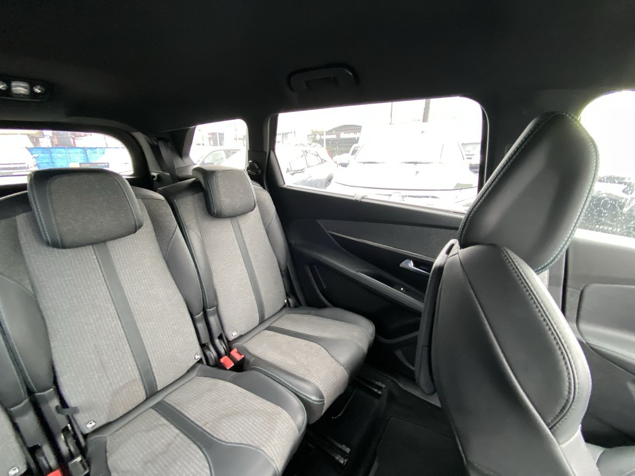 PEUGEOT - 6