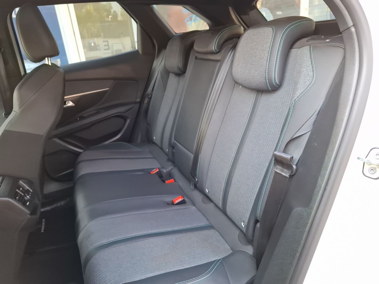 Peugeot 3008 — foto 18 de 19