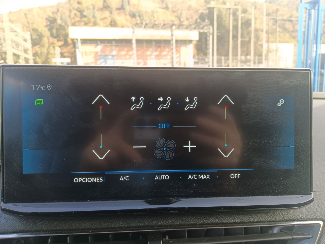 Peugeot 3008 — foto 15 de 20