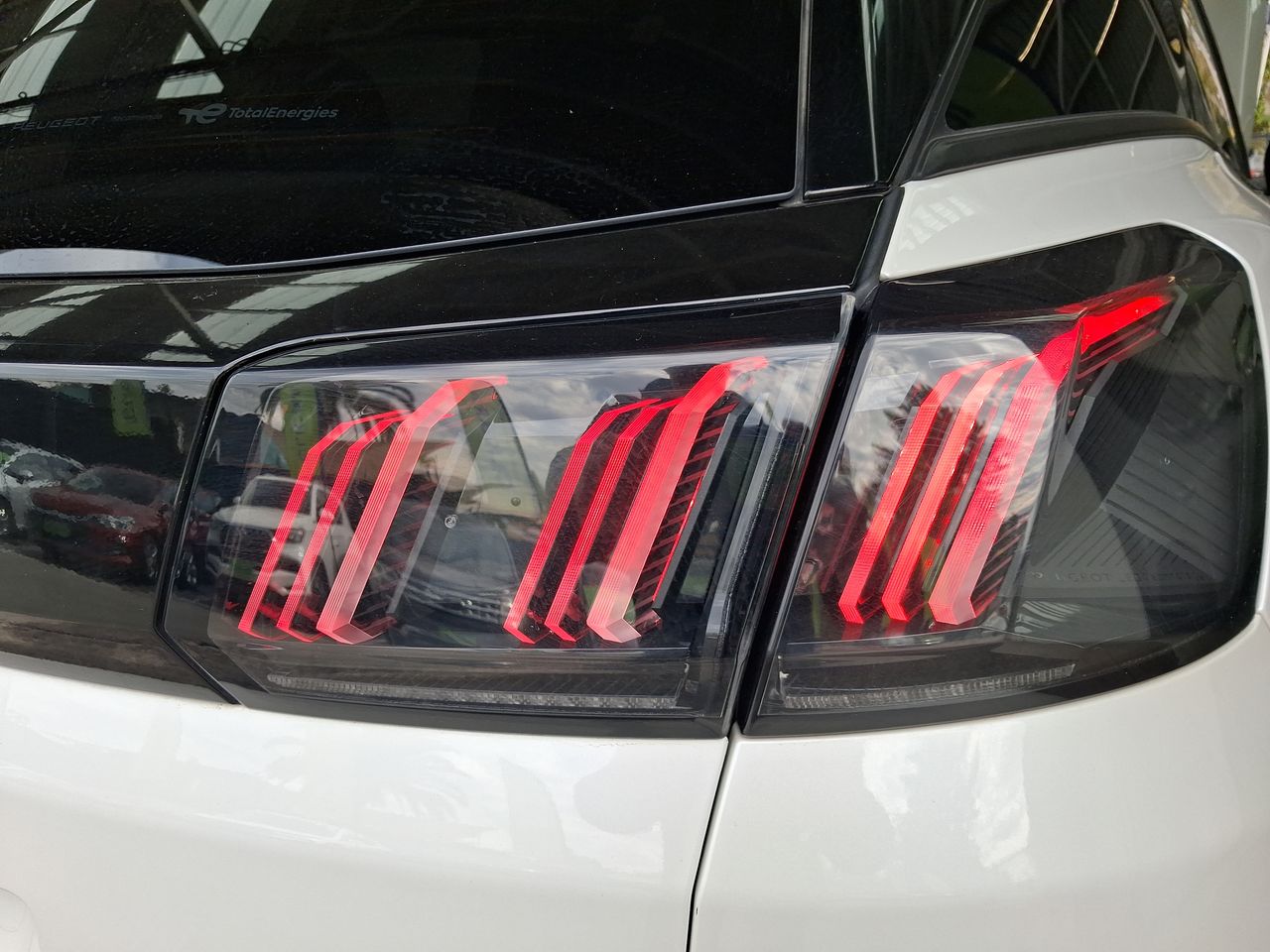 PEUGEOT - 20