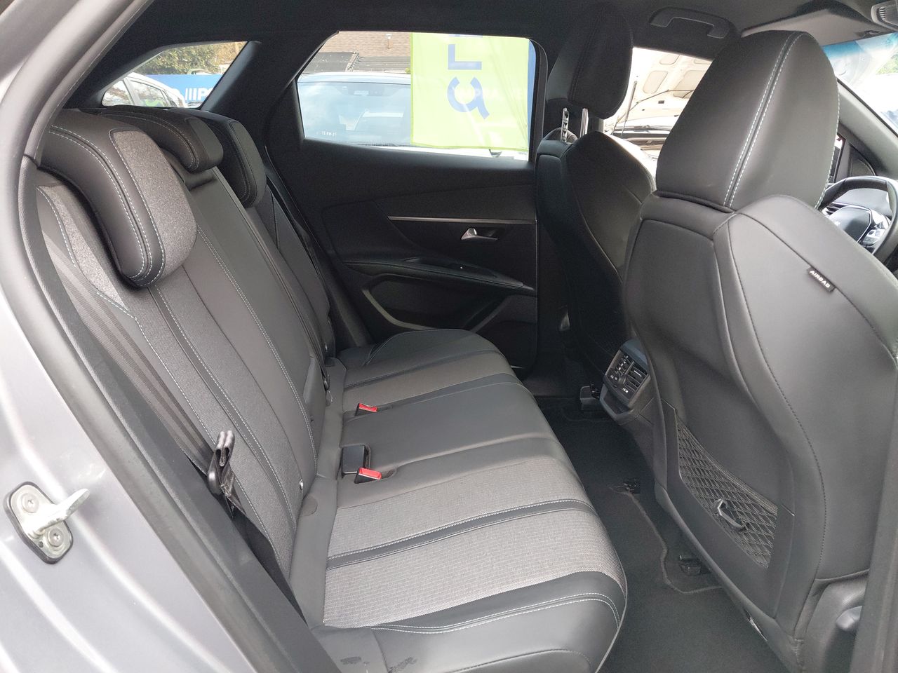 PEUGEOT - 32