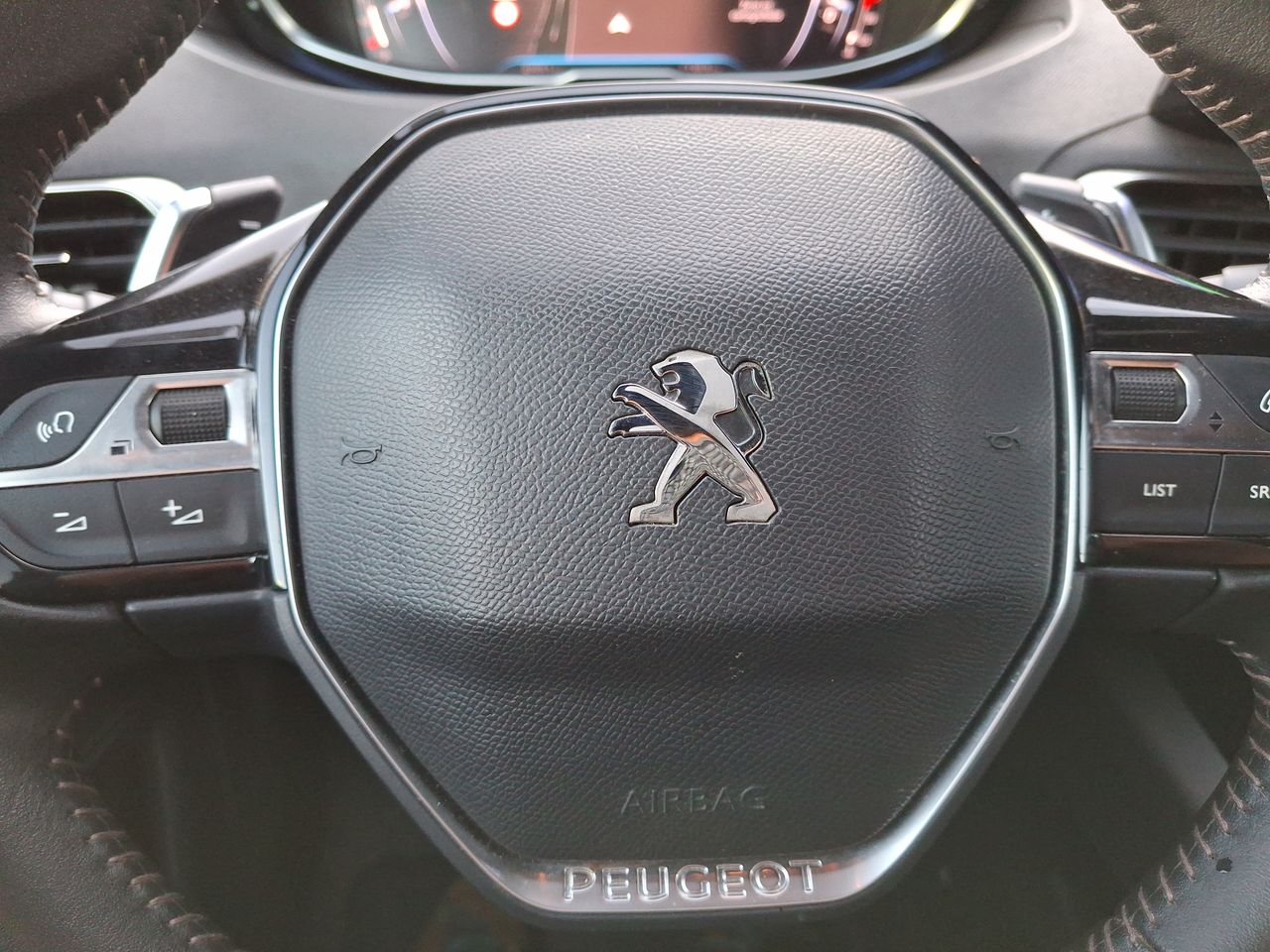 PEUGEOT - 18