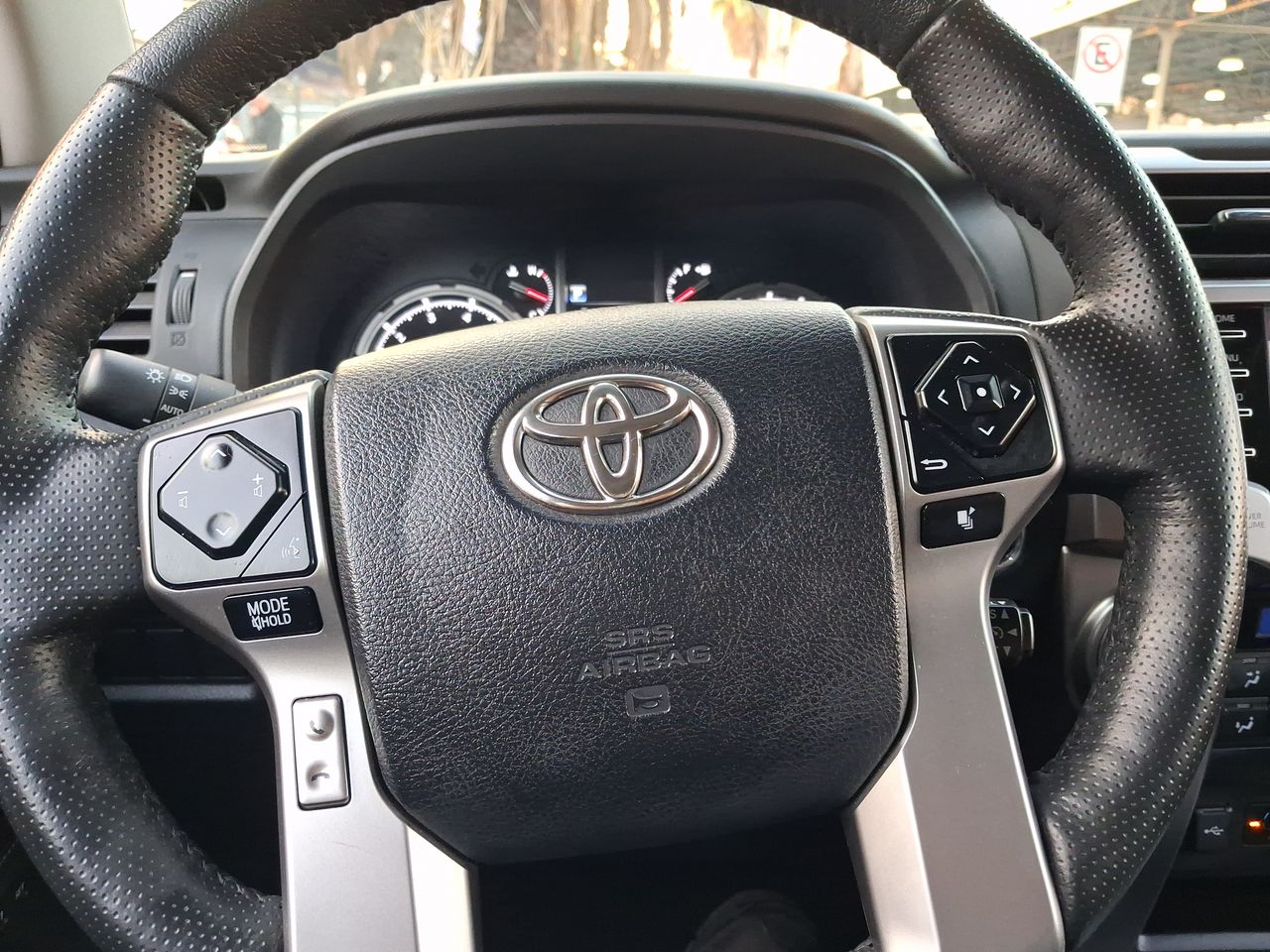 TOYOTA - 17