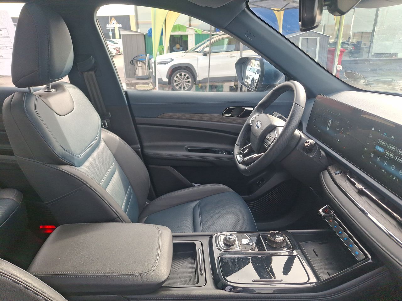Ford Territory — foto 8 de 24