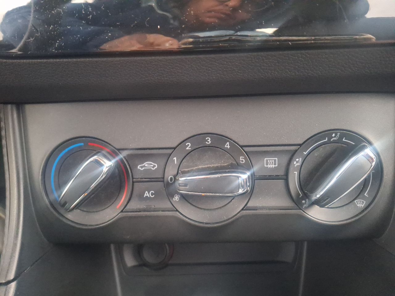 MG Zs — foto 20 de 22
