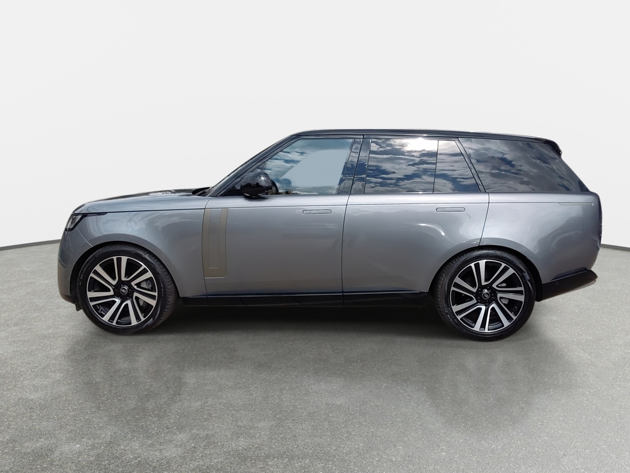 LAND ROVER - 4