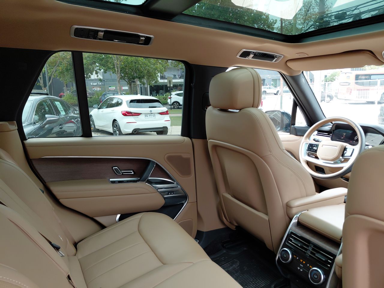 LAND ROVER - 6