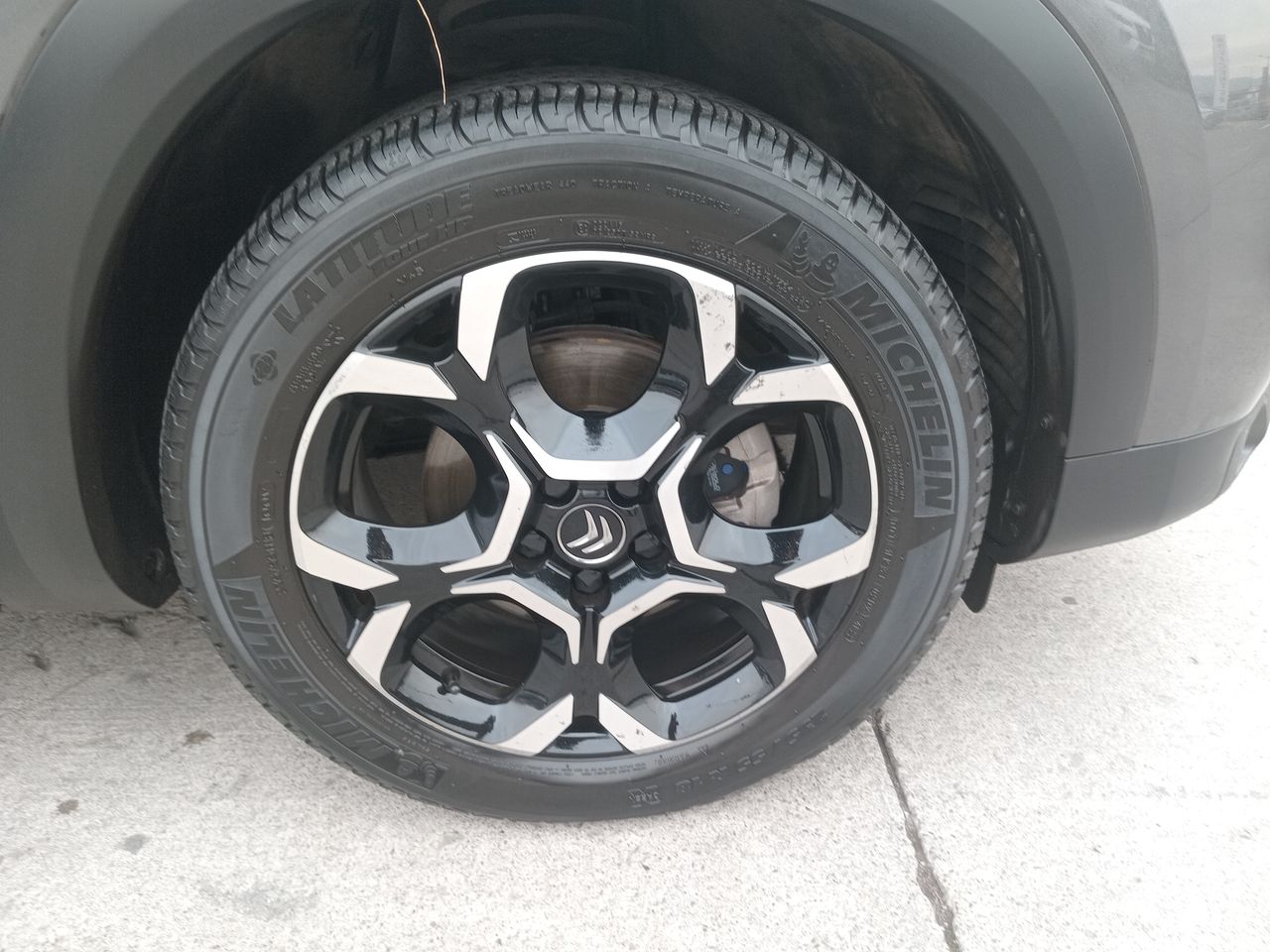 Porsche Macan — foto 8 de 27