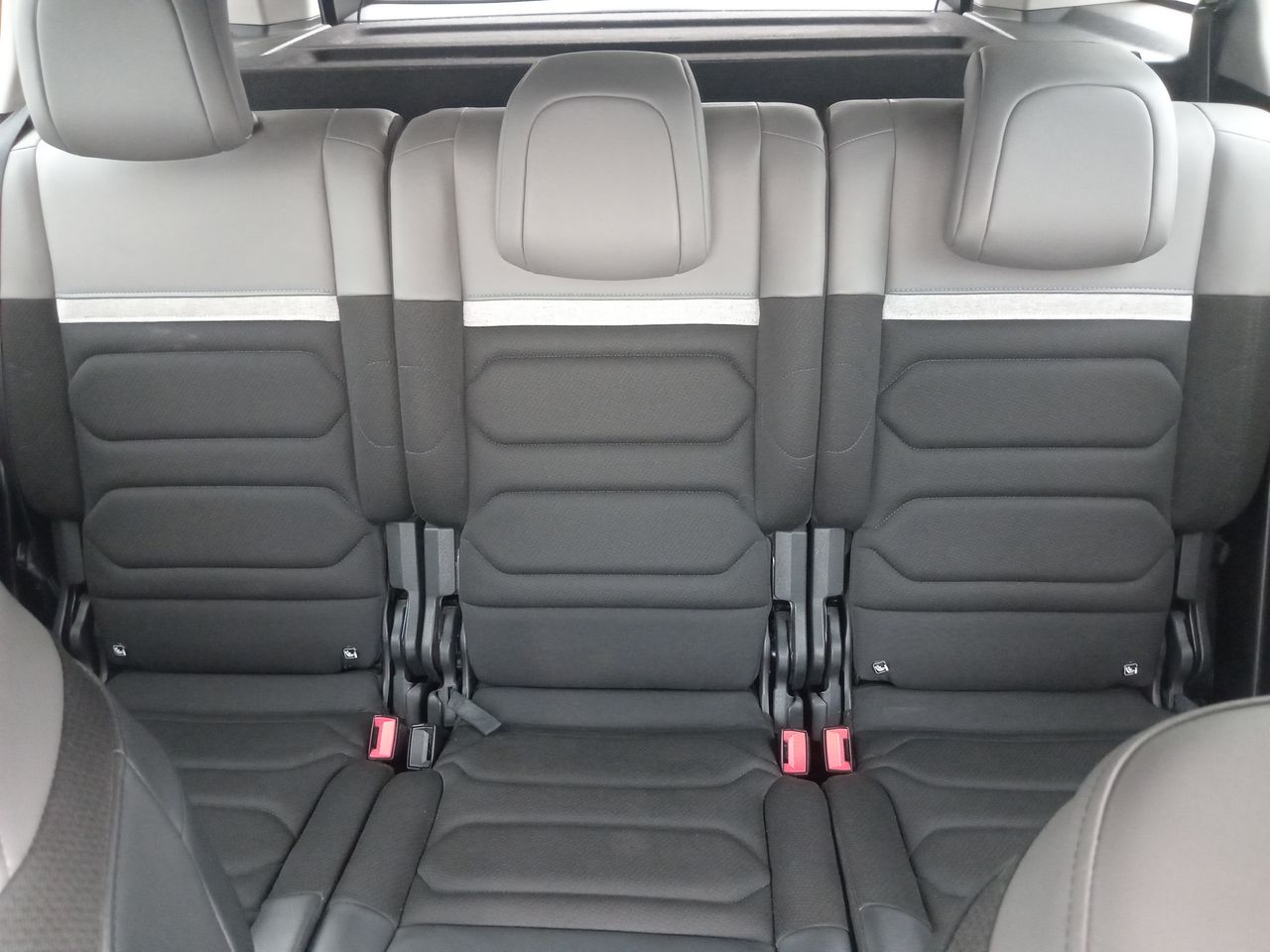 Porsche Macan — foto 26 de 27