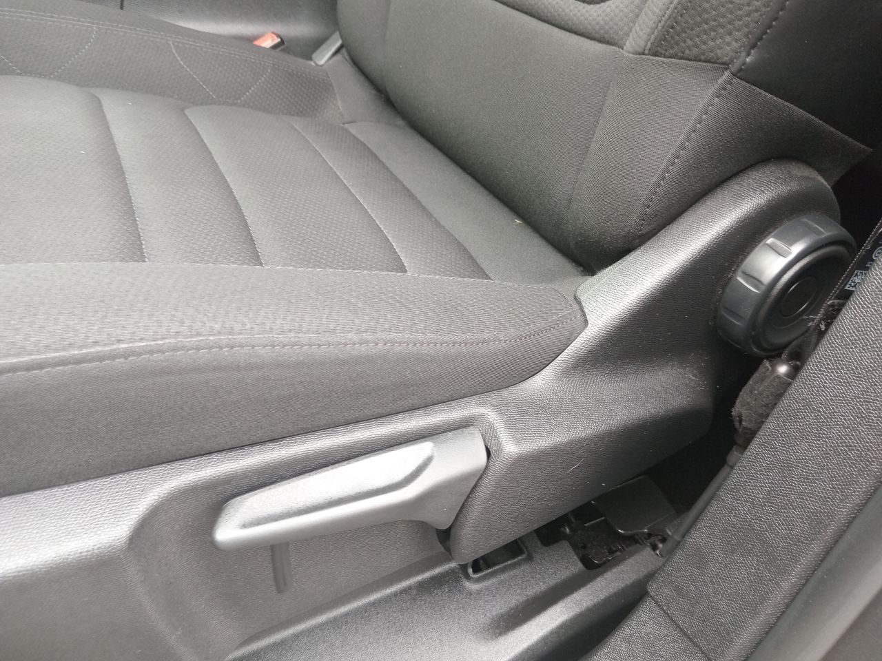 Porsche Macan — foto 15 de 27