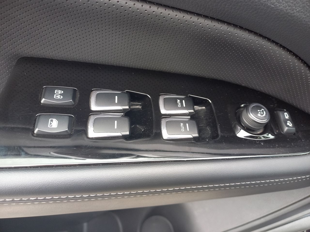 SSANGYONG - 21