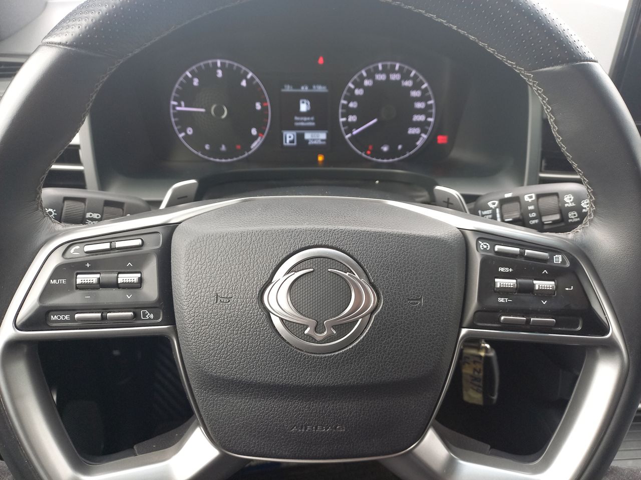 SSANGYONG - 23
