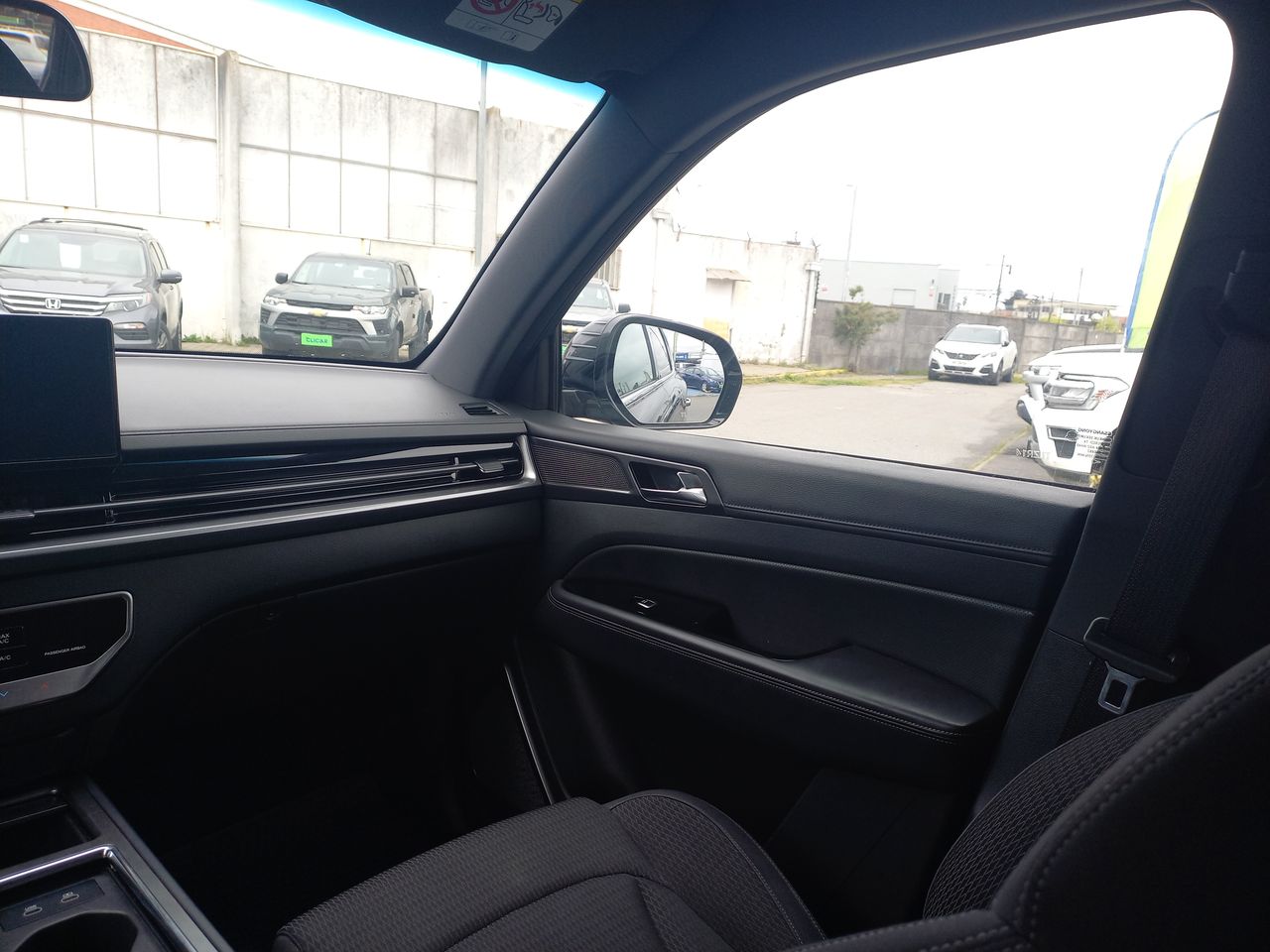 SSANGYONG - 10