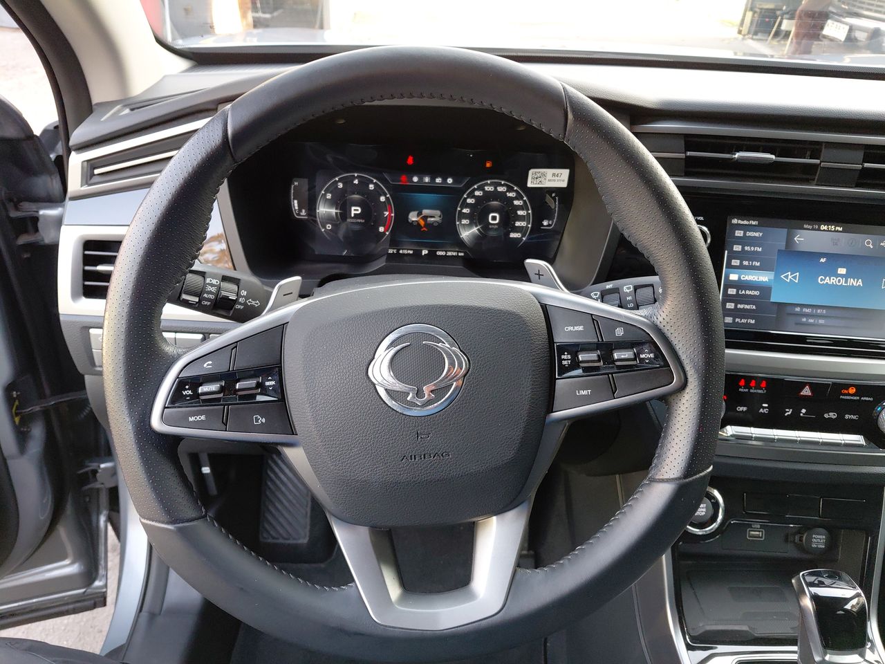 SSANGYONG - 24