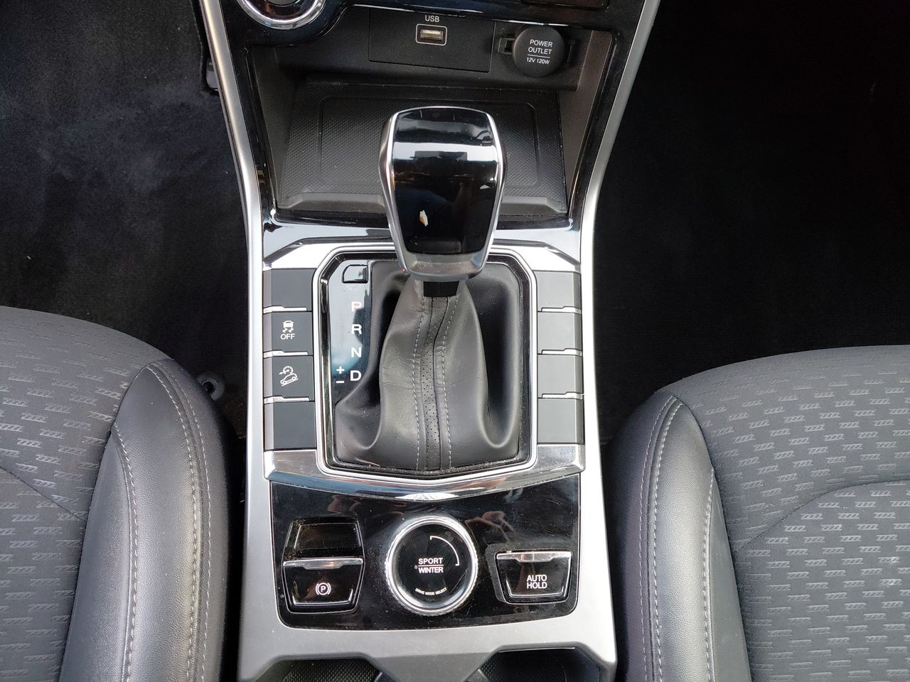 SSANGYONG - 30