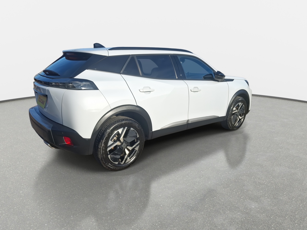 Peugeot 2008 — foto 8 de 35