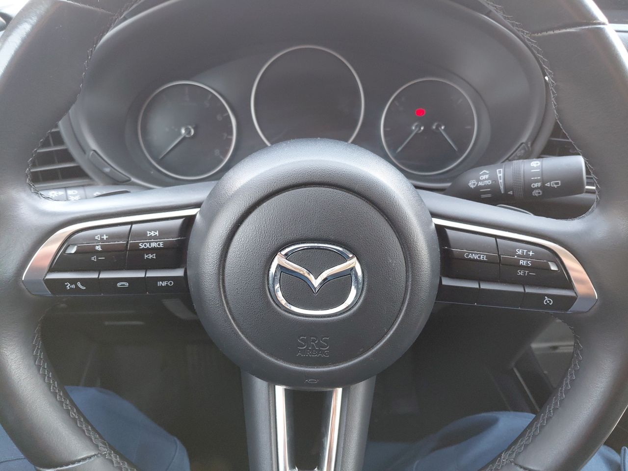 MAZDA - 27