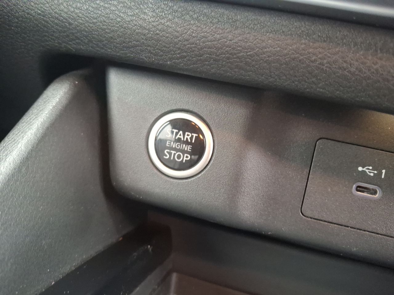 NISSAN - 36