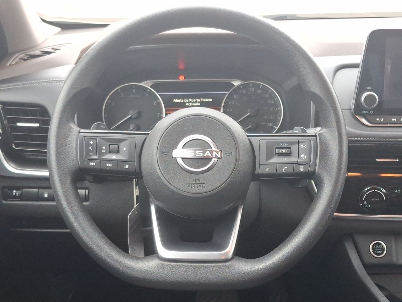 NISSAN - 25