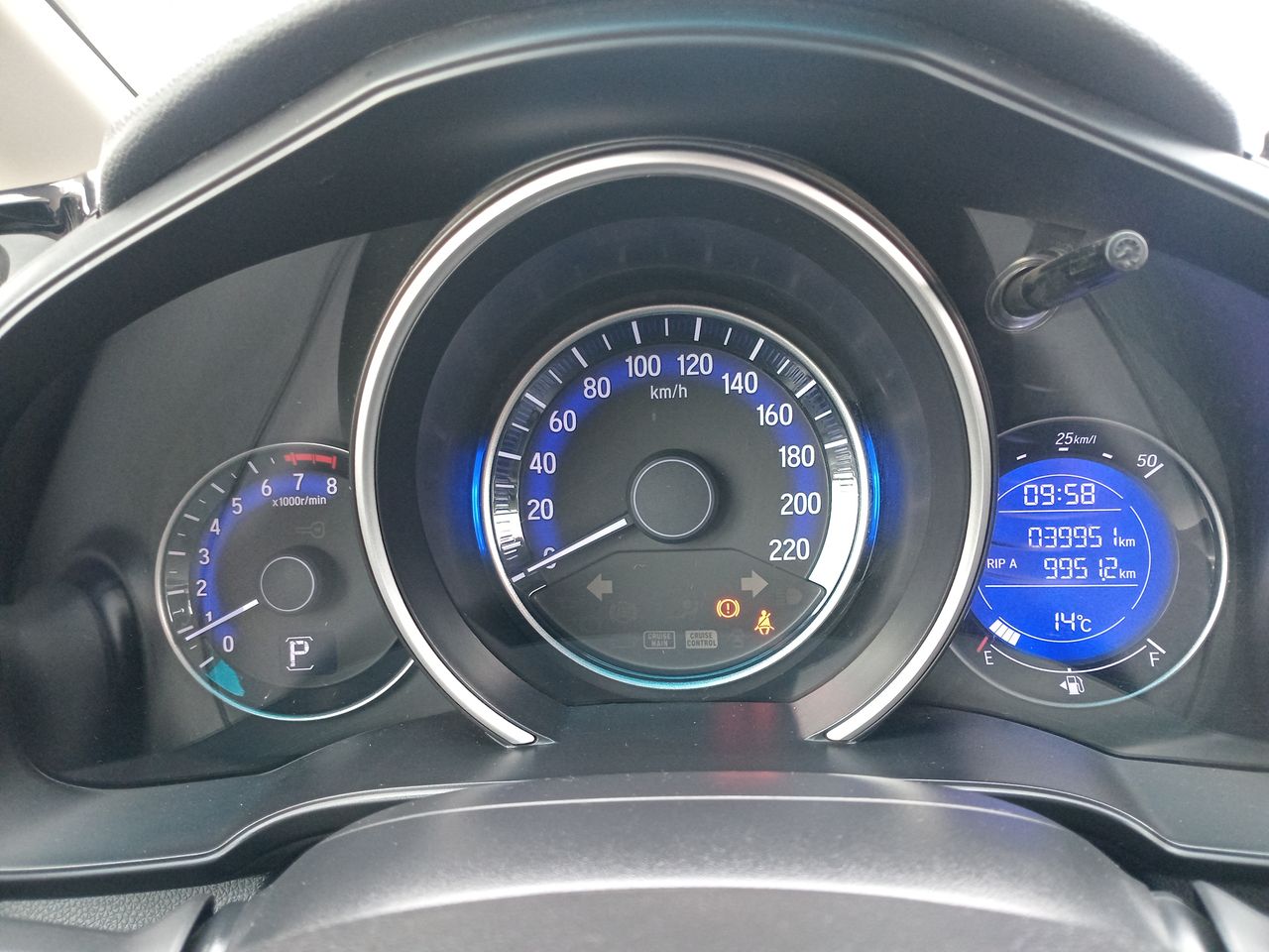 Honda WR-V — foto 19 de 27