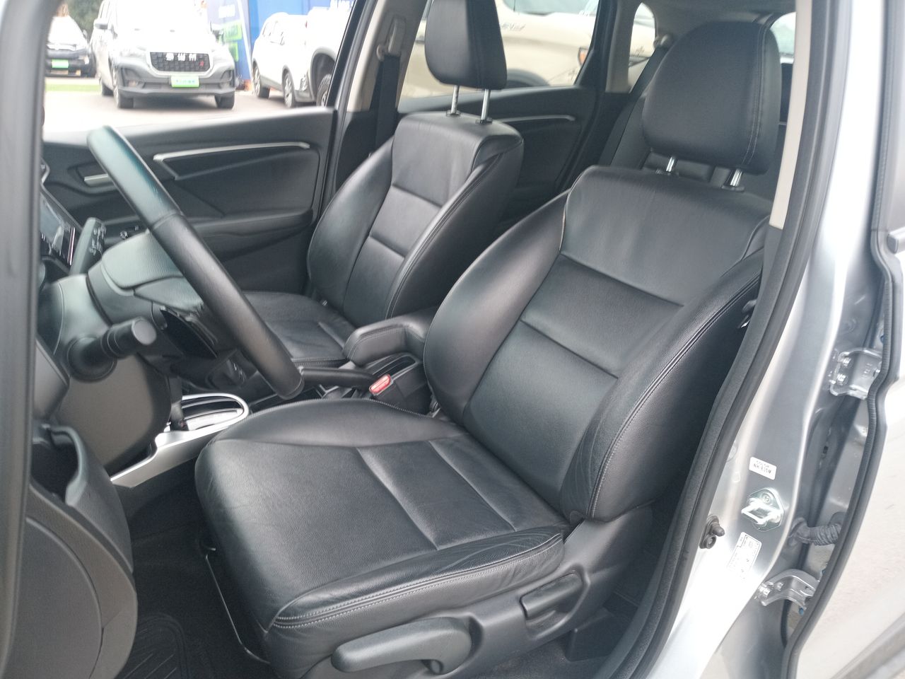 Honda WR-V — foto 16 de 27