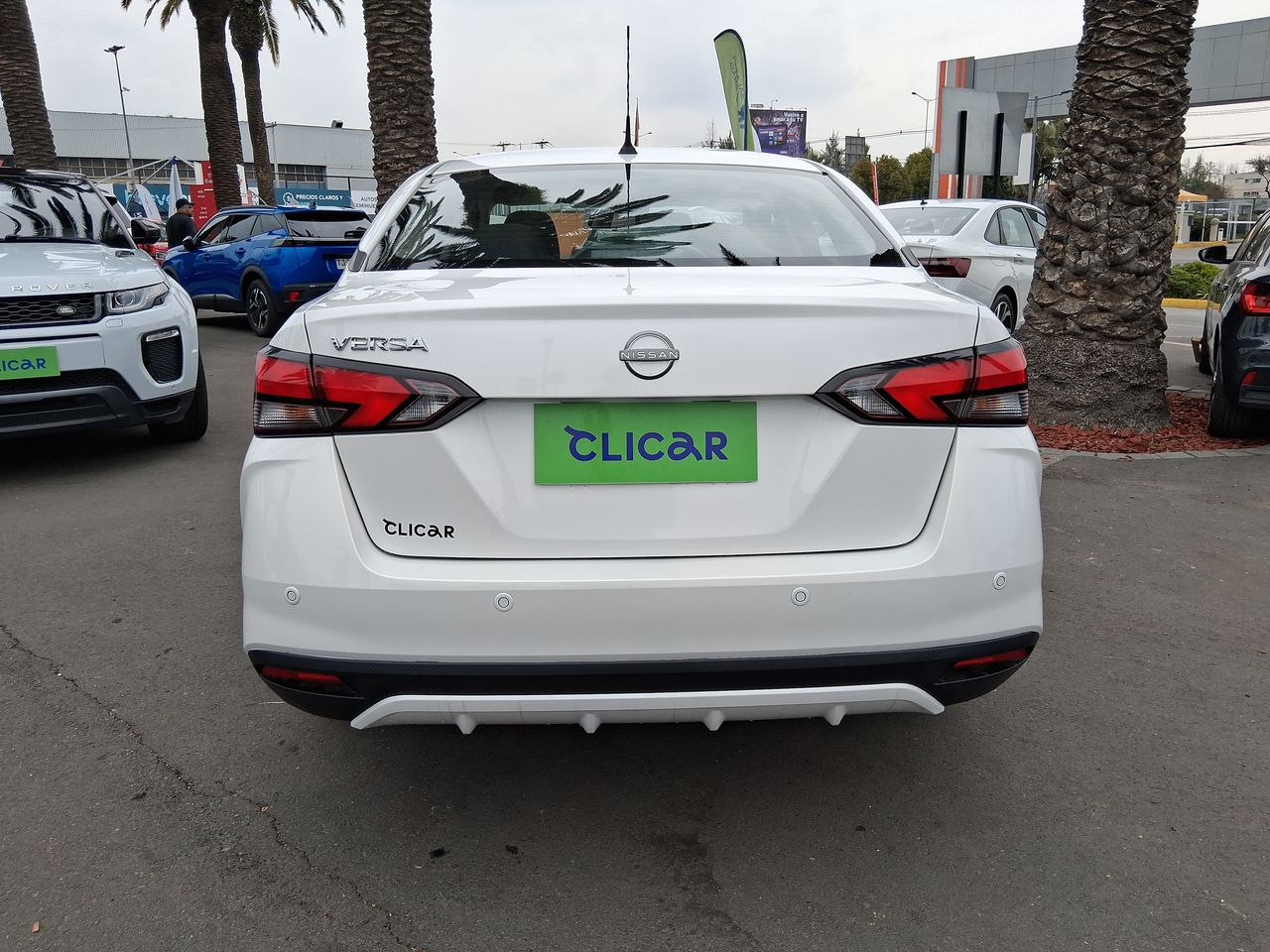 NISSAN - 6