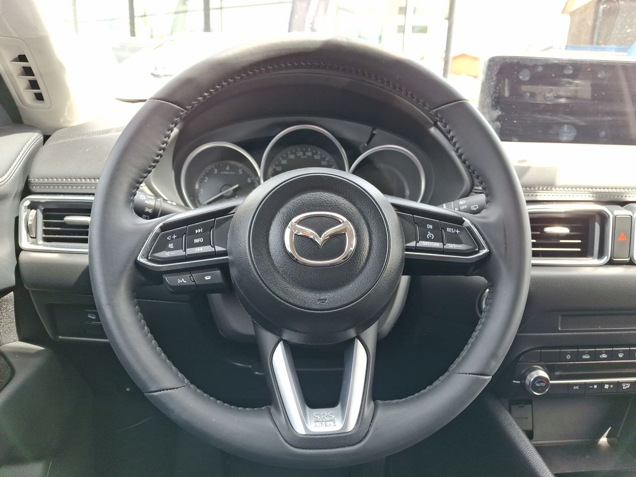 MAZDA - 23