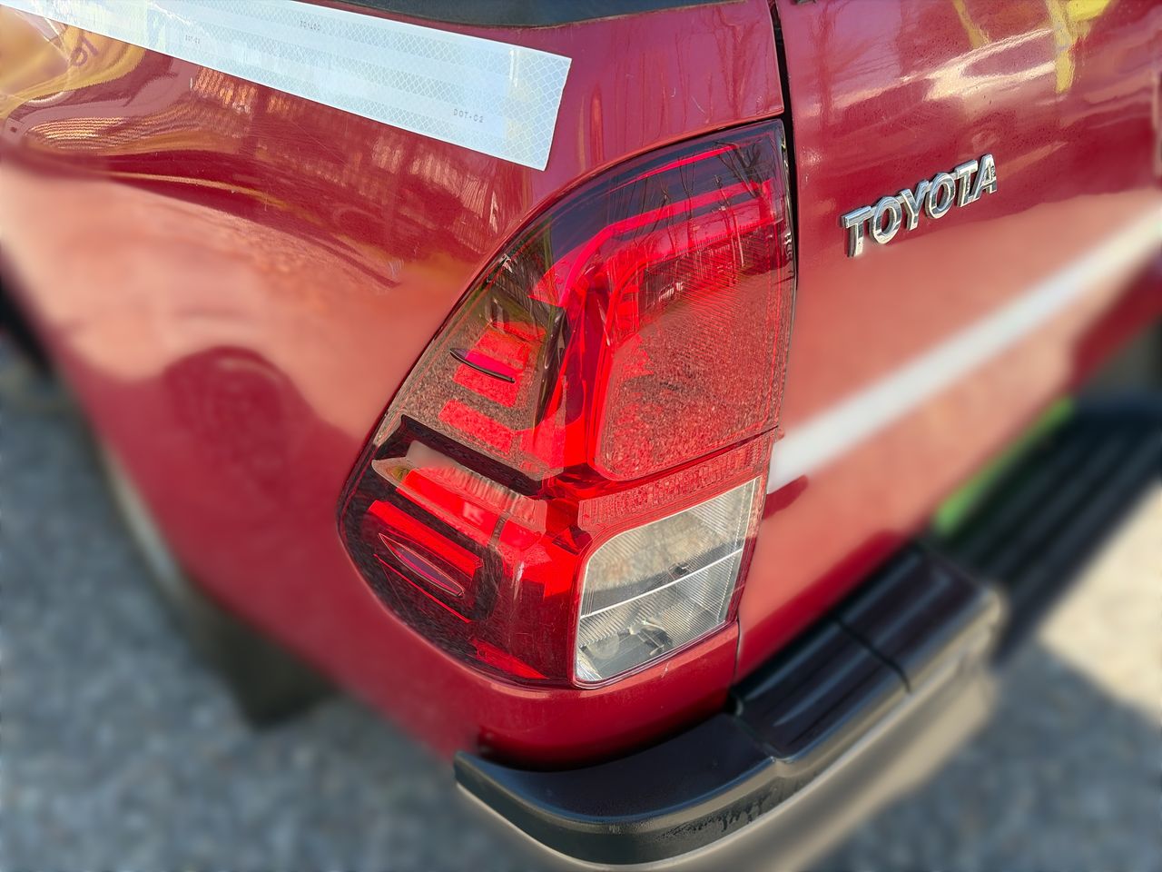 Toyota Hilux — foto 20 de 28
