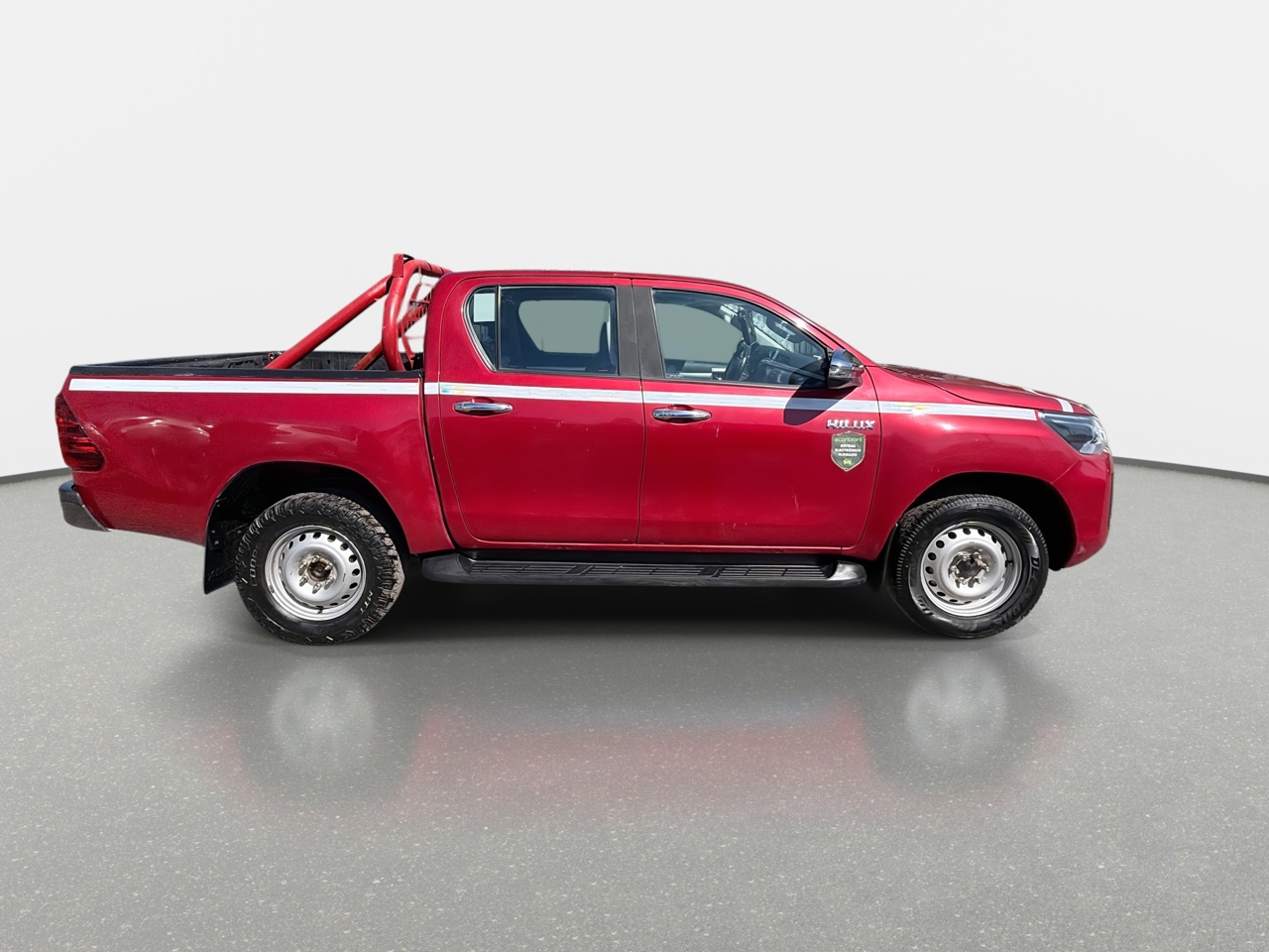 Toyota Hilux — foto 9 de 28