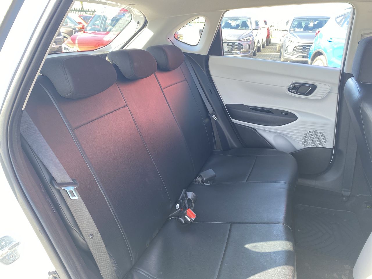 HYUNDAI - 33