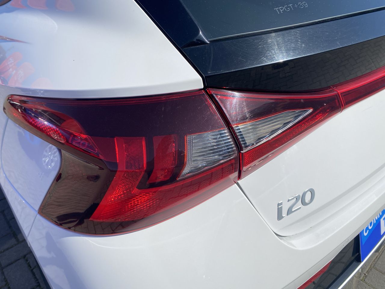 HYUNDAI - 19
