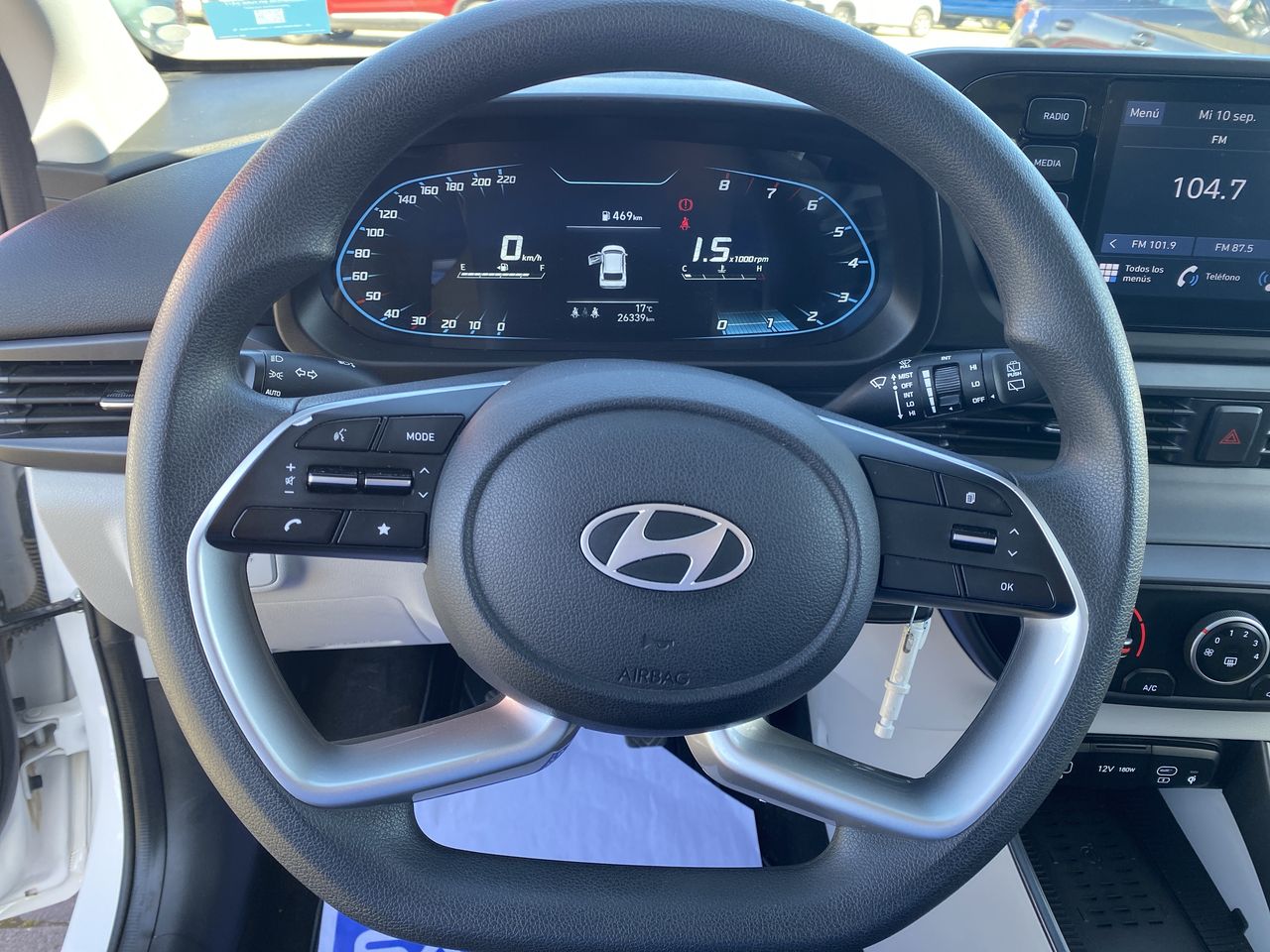 HYUNDAI - 24