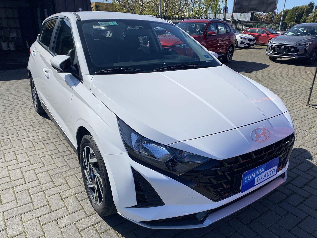 HYUNDAI - 1