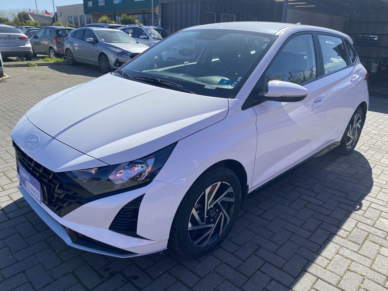 HYUNDAI - 3