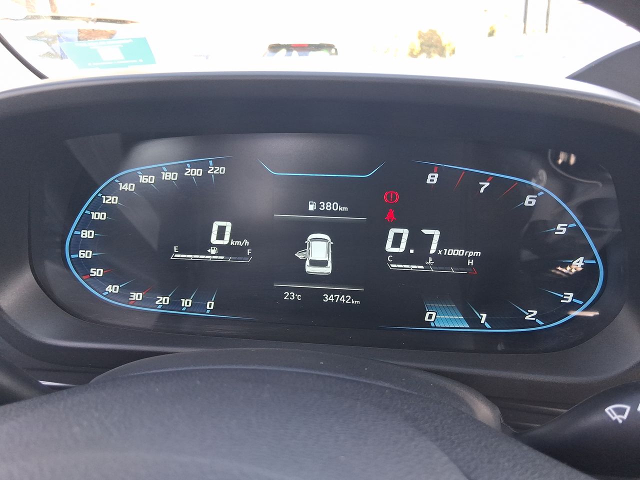HYUNDAI - 27