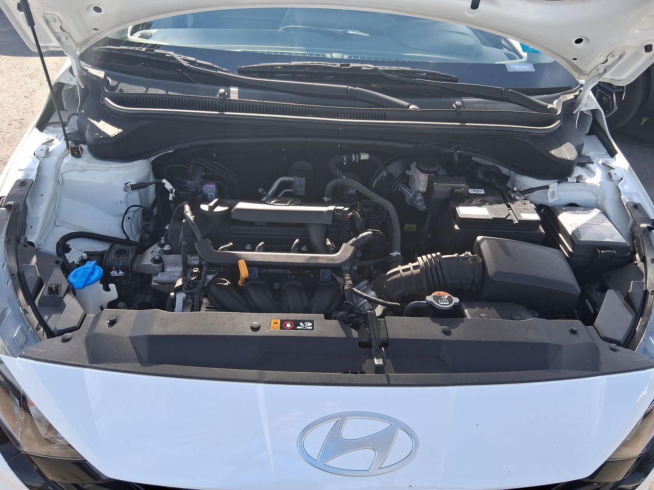 HYUNDAI - 18