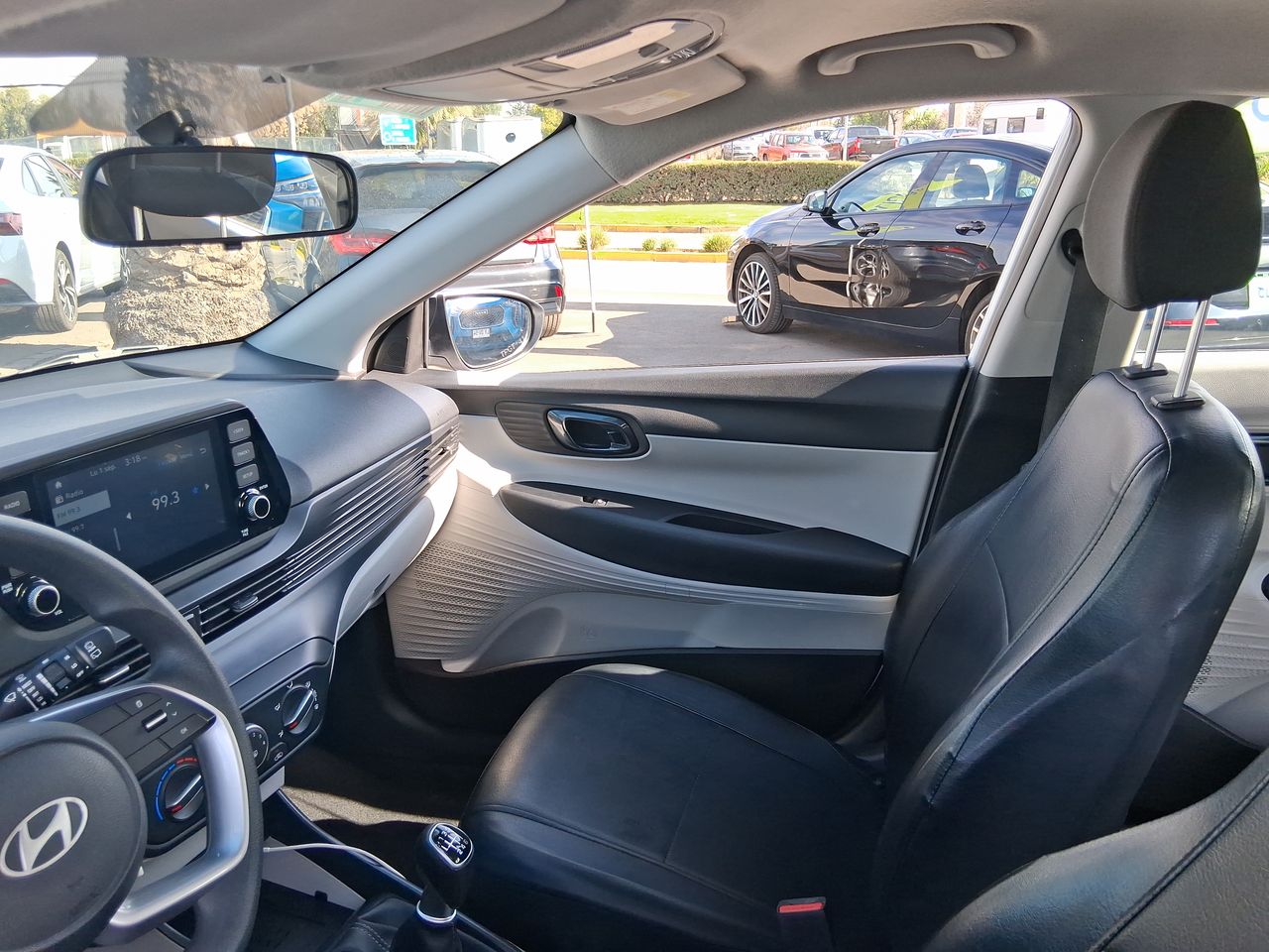 HYUNDAI - 10