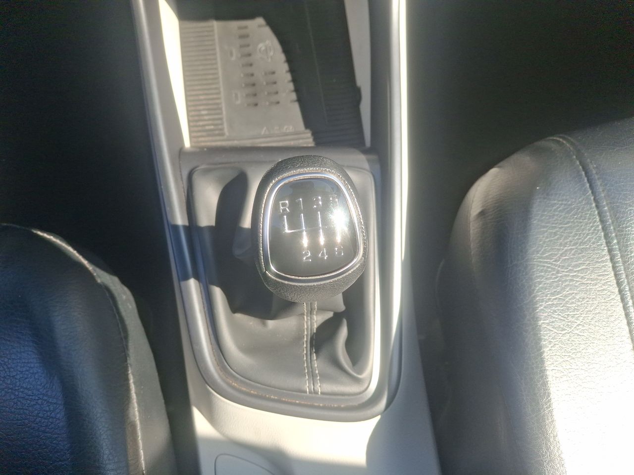 HYUNDAI - 30