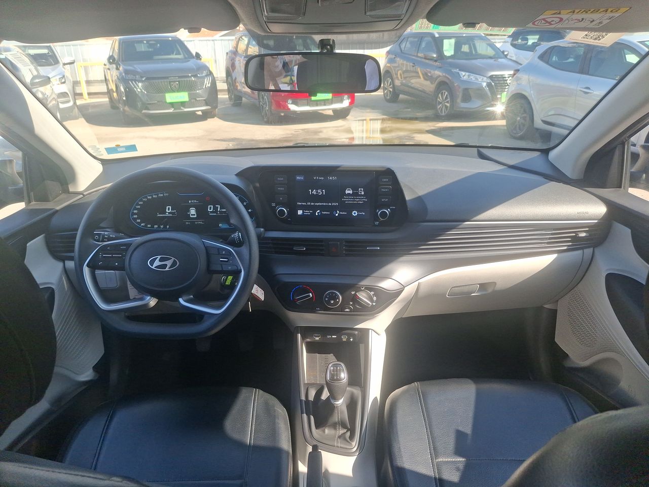 HYUNDAI - 9