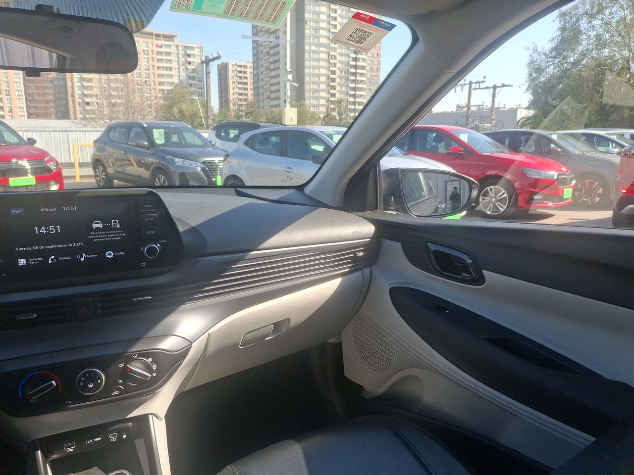 HYUNDAI - 10