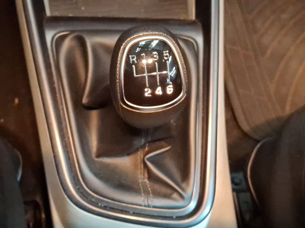 HYUNDAI - 30