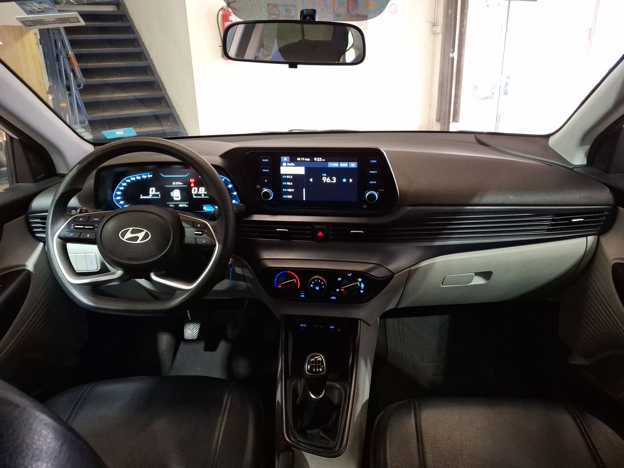 HYUNDAI - 31