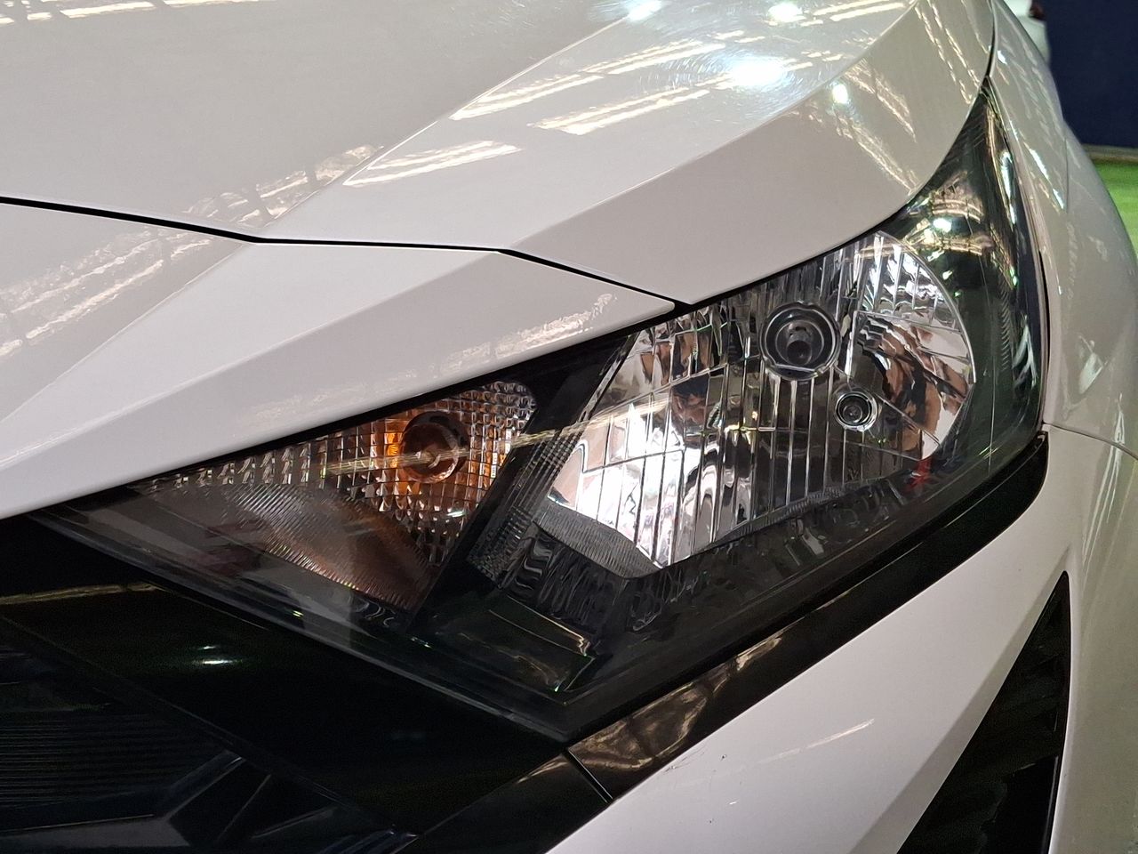 HYUNDAI - 19