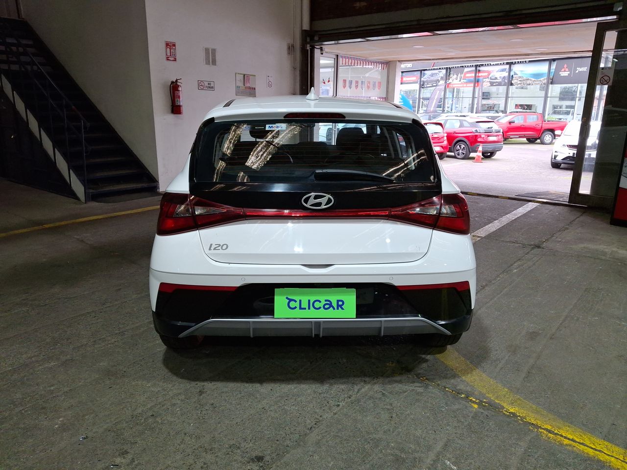 HYUNDAI - 6