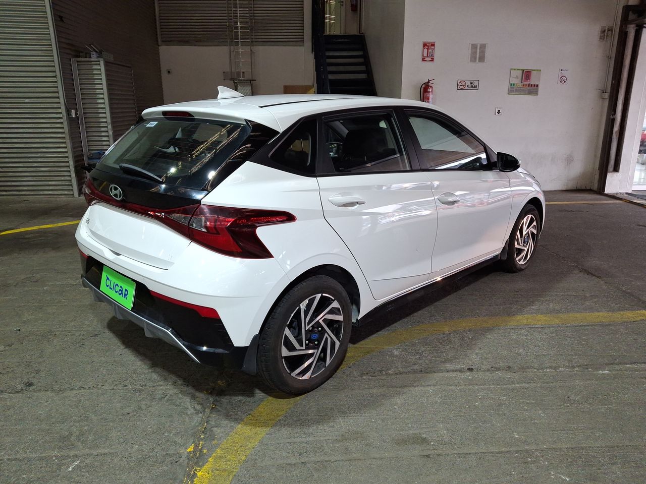 HYUNDAI - 7