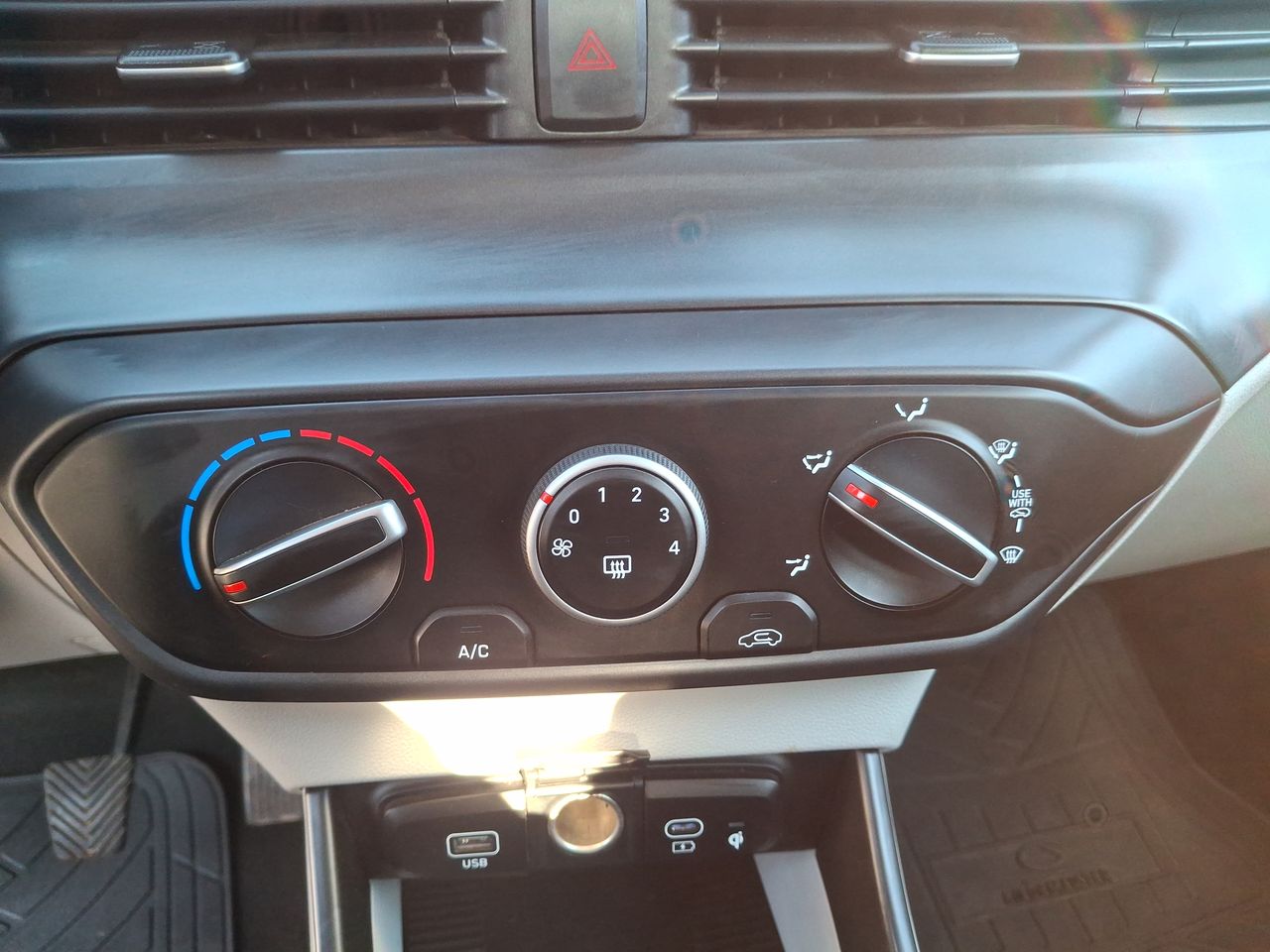 HYUNDAI - 28