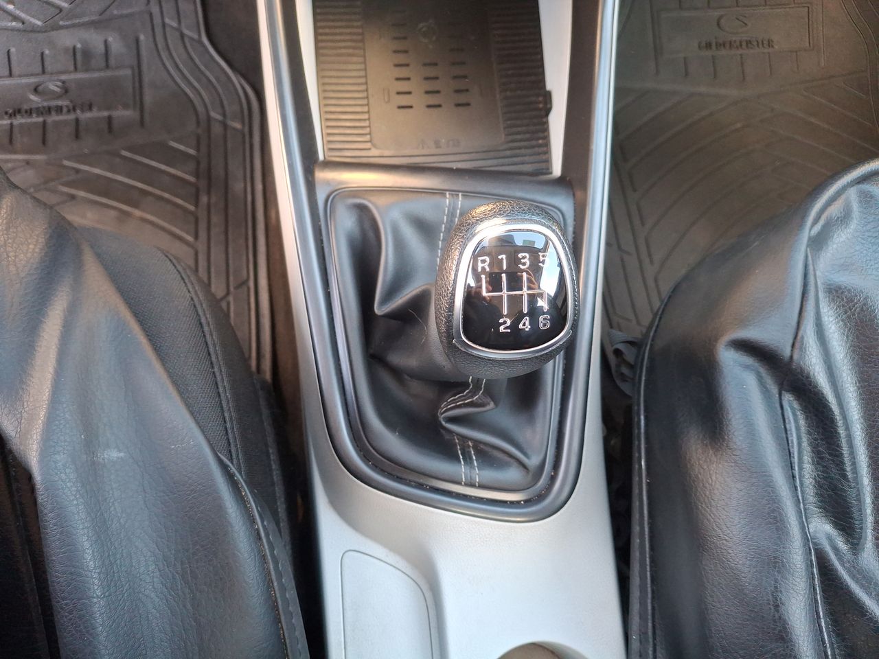 HYUNDAI - 29