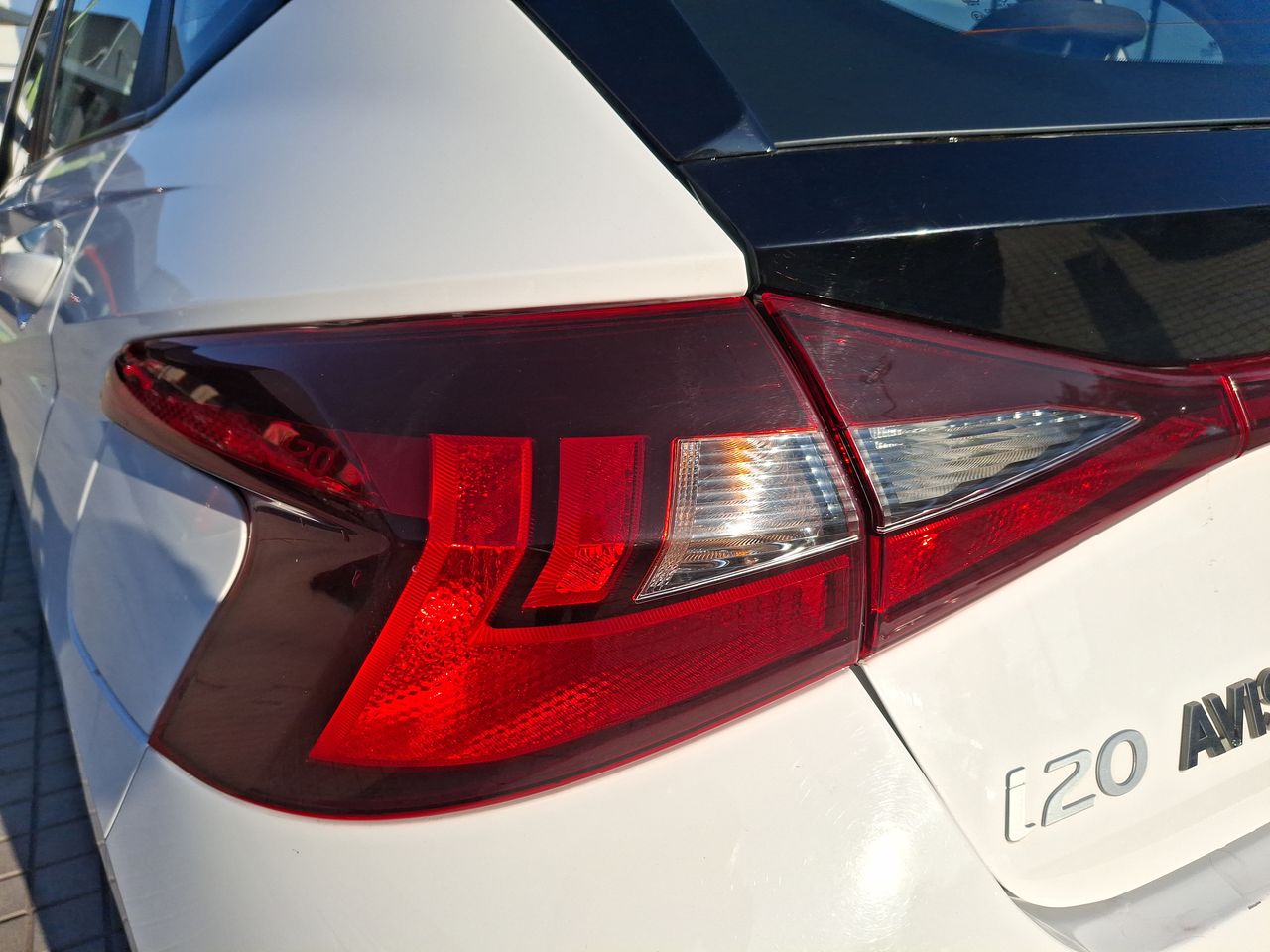 HYUNDAI - 19